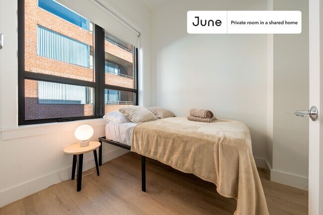 Building Photo - 2147 P St NW