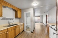 Building Photo - 403 1/2 Garfield St S-17