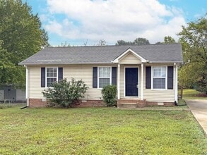 Building Photo - 670 Artic Ave