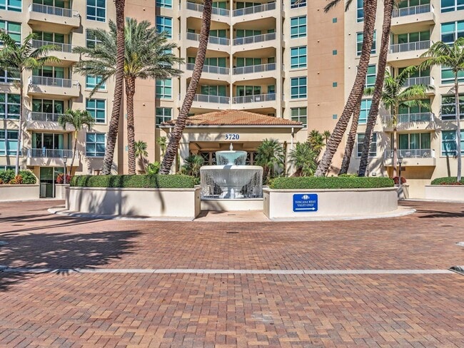 Building Photo - 3720 S Ocean Blvd