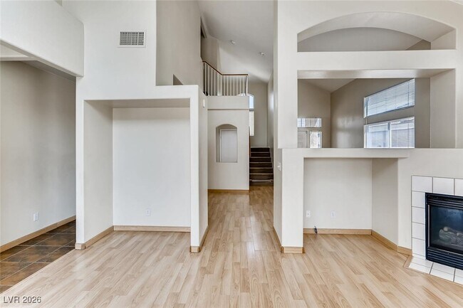 Building Photo - 5419 Cypress Creek St