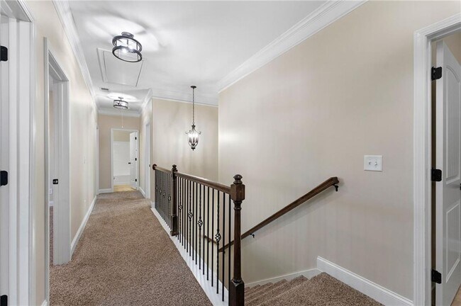 Building Photo - 10 Canterbury Walk