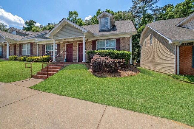 Building Photo - 4434 Gearhart Rd