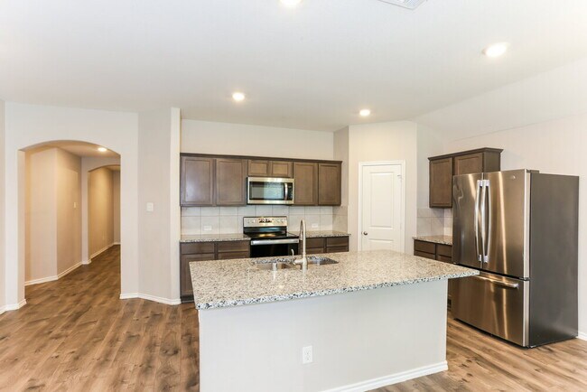 Building Photo - 980 Alton Dr
