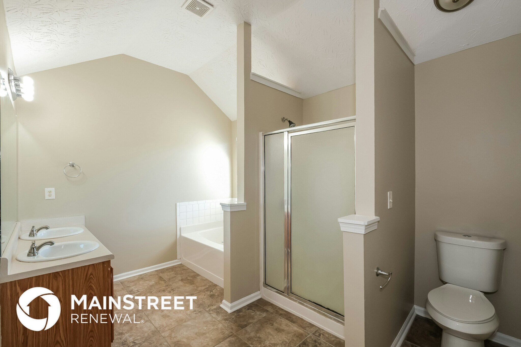 Building Photo - 40 Heaton Dr