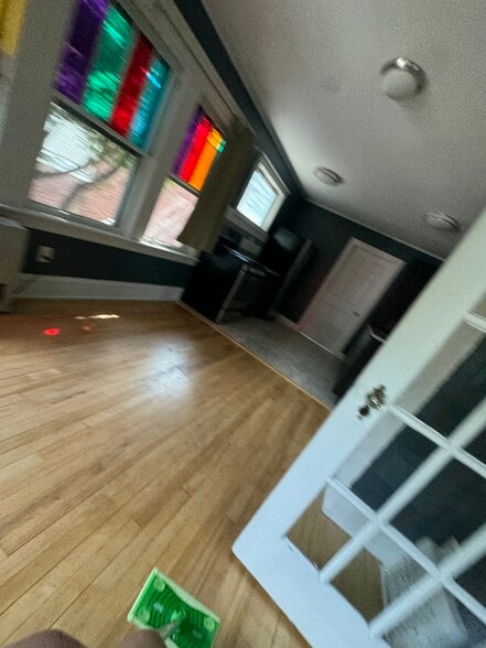 Building Photo - 361 S Winooski Ave