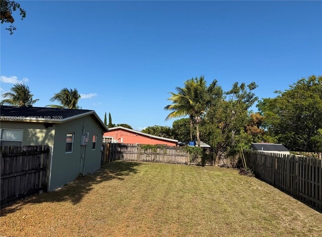 Building Photo - 6290 NW 14th St