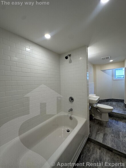 Building Photo - 381 Harvard St