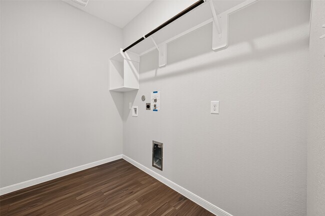 Building Photo - 15610 Coneflower Hls Dr