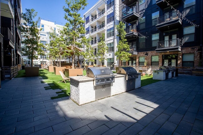 Building Photo - 401 Korean Veterans Blvd