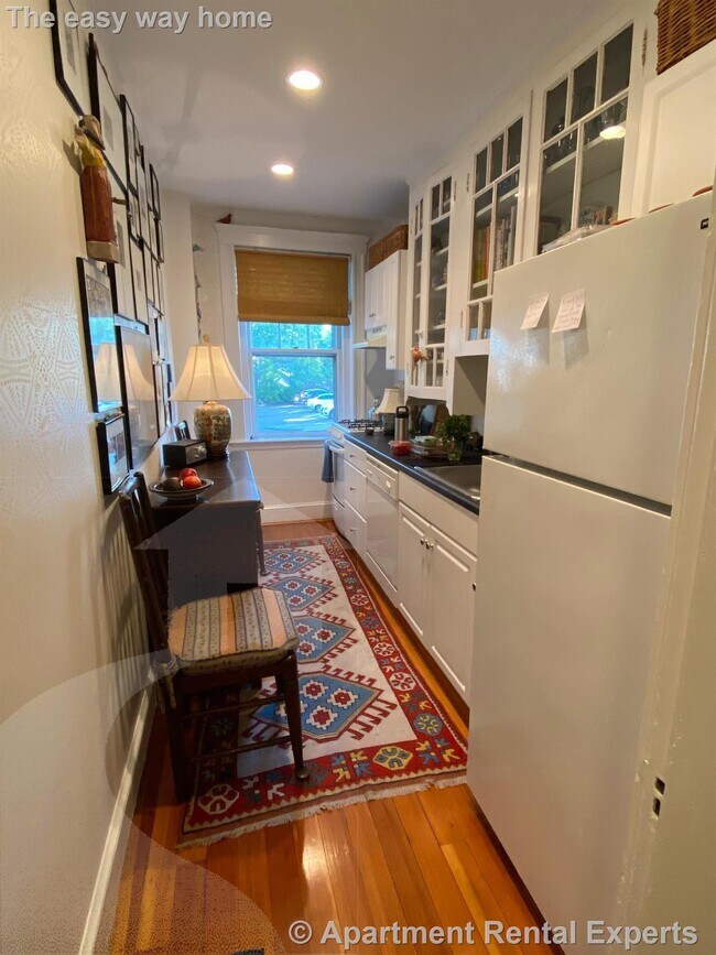 Building Photo - 11 Ellery St