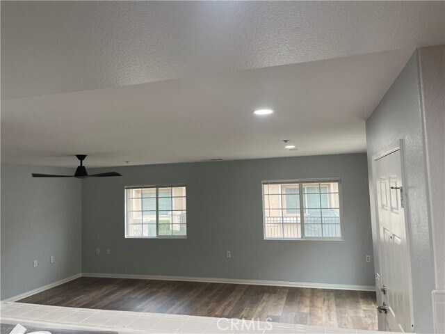 Building Photo - 15613 Lasselle St