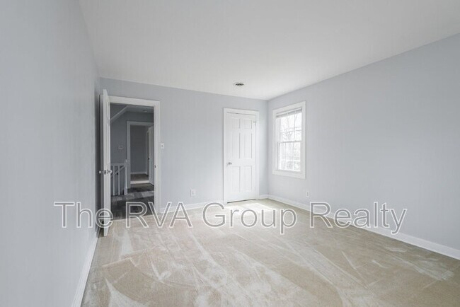 Building Photo - 1601 Lancashire Dr