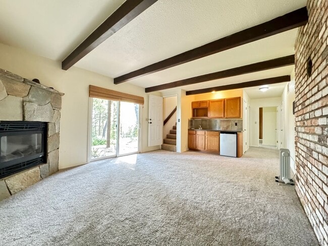 Building Photo - 4-bed 3-bath home in Nevada City!