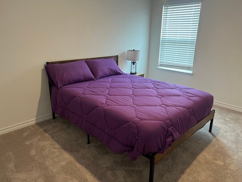 Bedroom 03 - 8123 Hamrick Cir