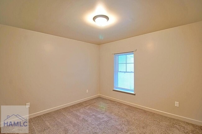 Building Photo - 5781 E Oglethorpe Hwy