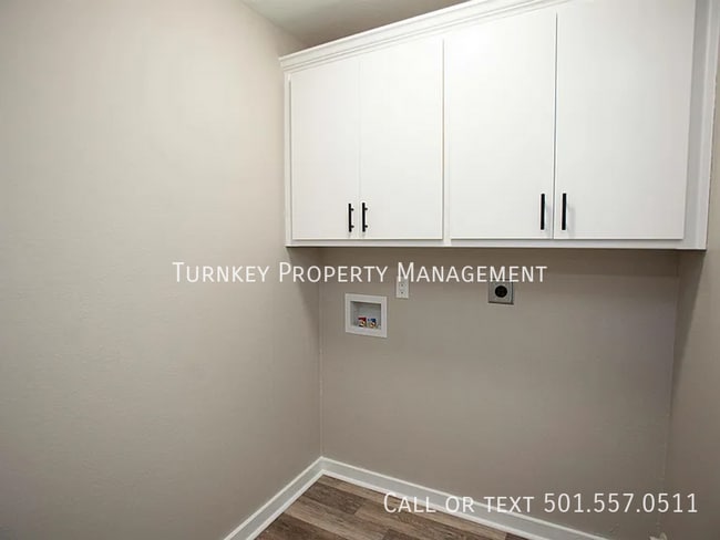 Building Photo - 54 Pheasant Run Dr