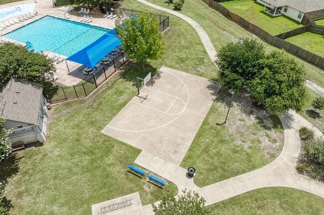 Building Photo - 18308 Shallow Pool Dr