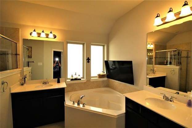 Building Photo - 1613 Ridge Creek Ln