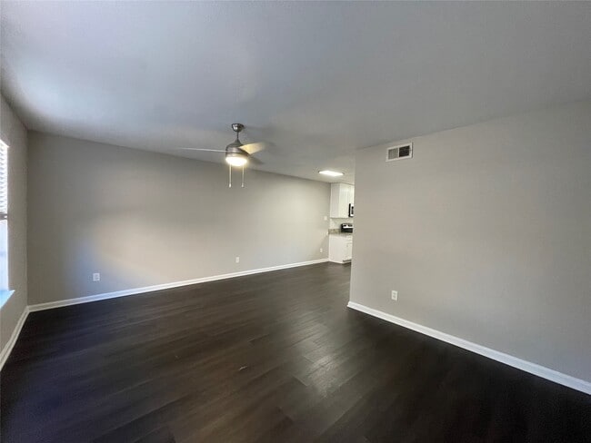 Building Photo - 9075 Gaylord Dr