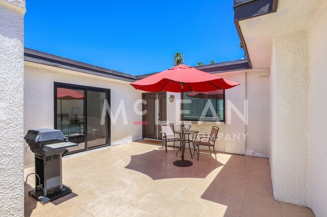 Building Photo - Two Bedroom - Rancho Mirage Private Home