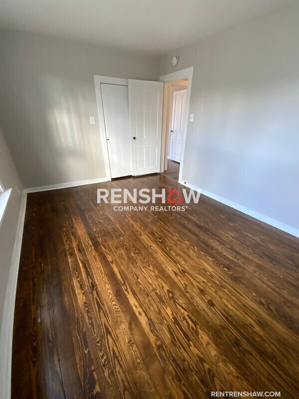 Building Photo - 206 S Trenton St