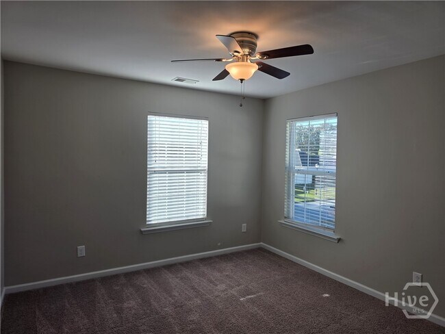 Building Photo - 829 Hyacinth Cir