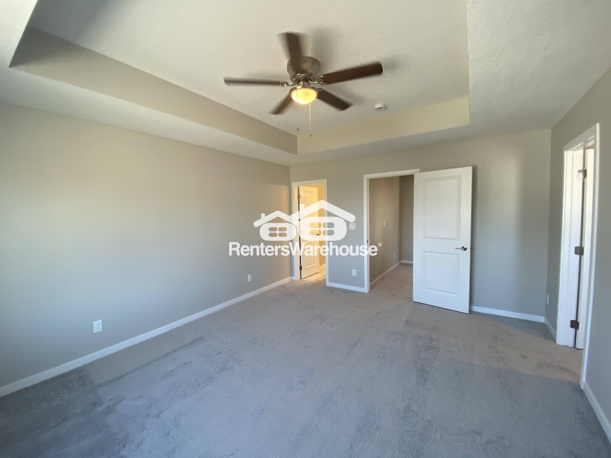 Building Photo - 7000 Lake Ridge Ave