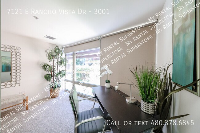 Building Photo - 7121 E Rancho Vista Dr