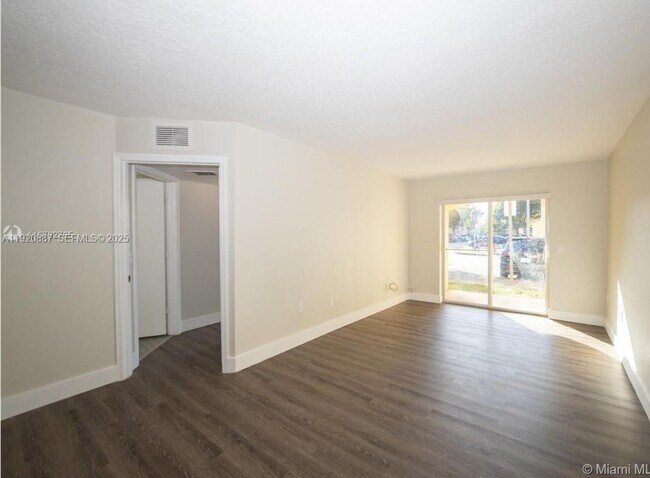 Building Photo - 17622 NW 25th Ave