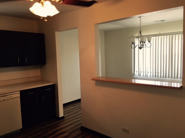Building Photo - 9040 Orland Ct