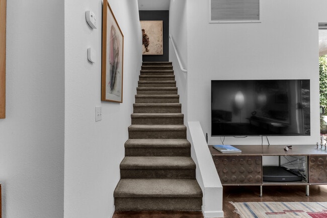 Building Photo - 3574 Penny Ln