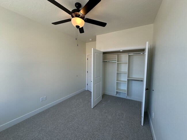 Building Photo - Brand New TownhomeBrand New 3 Bed / 2.5 Bath Townhome – Internet Included