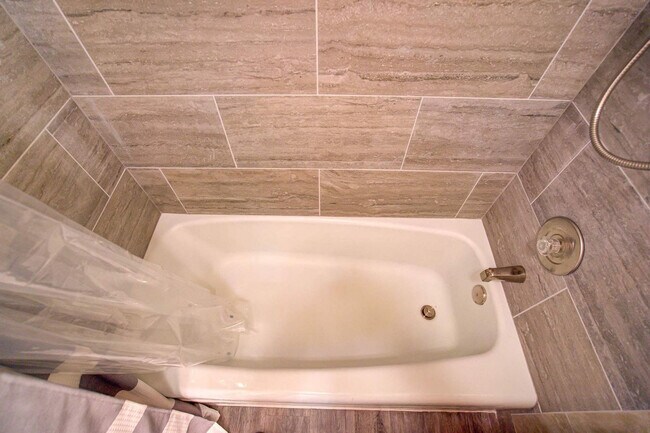 Building Photo - 3367 S 100th St