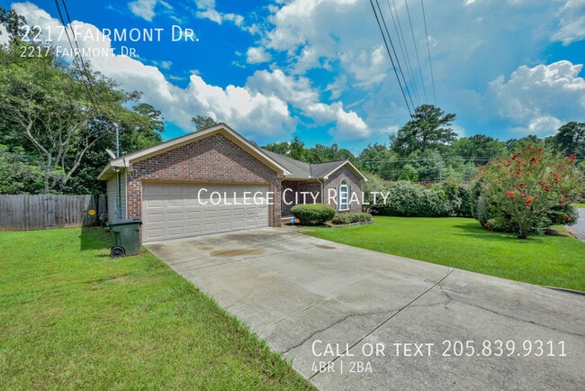 Building Photo - 2217 Fairmont Dr