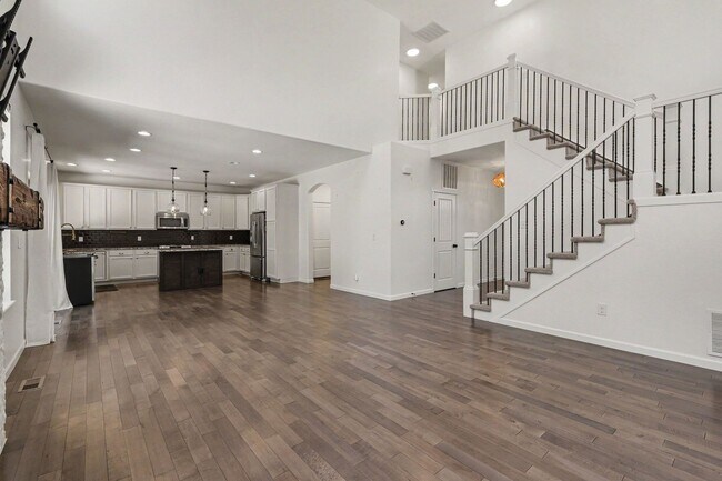 Building Photo - 15247 W Auburn Ave