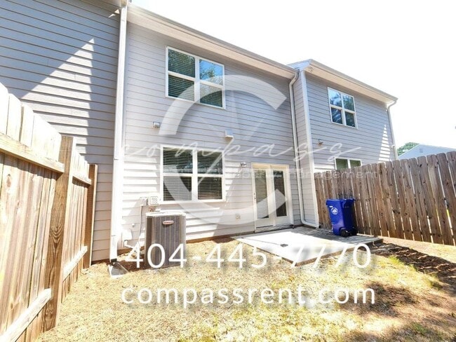 Building Photo - 2349 Camden Oak Way