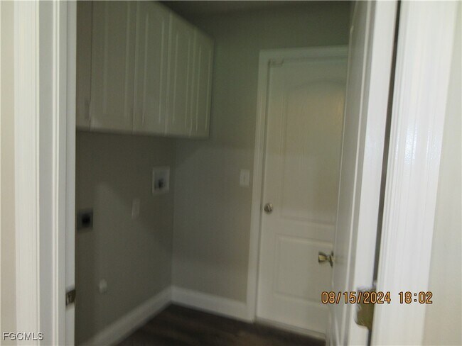 Building Photo - 459 NE 3rd Ave