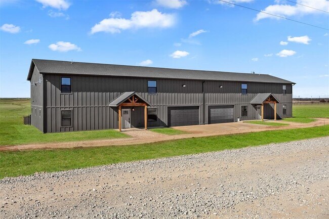 Building Photo - 26218 N 2960 Rd