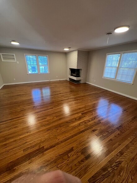 Living Room - 323 Sally Dr