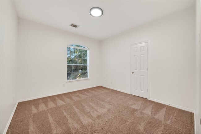 Building Photo - 22115 Oakcreek Hollow Ln