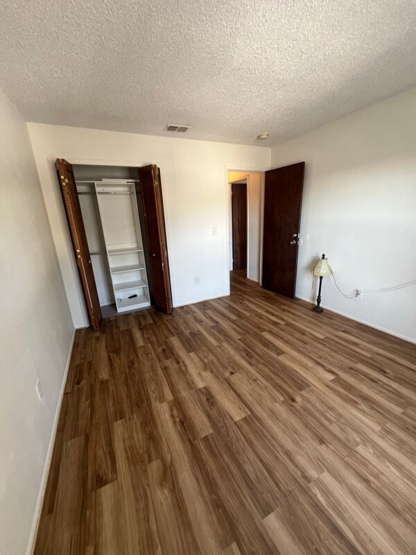 Building Photo - 430 Banana Cay Dr