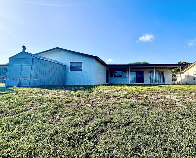 Building Photo - 8940 NW 7th Ct