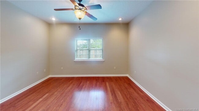 Building Photo - 620 Bienville St