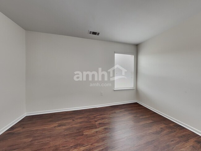 Building Photo - 12814 Settlers Trail Ct