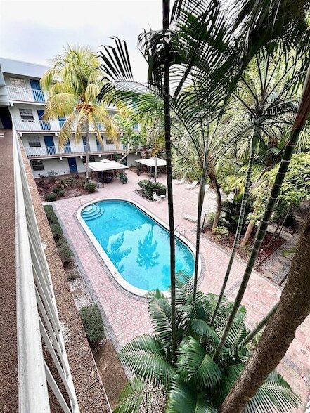 Building Photo - 1407 NE 56th St