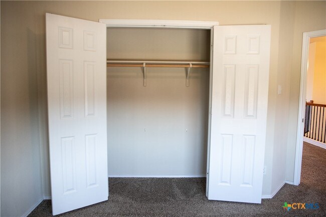 Building Photo - 6006 Ambrose Cir