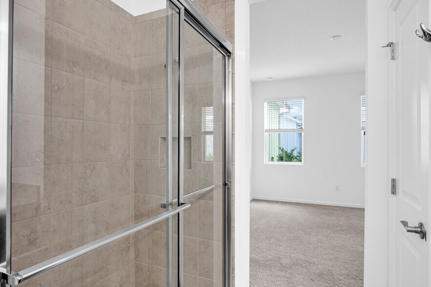 Building Photo - 513 High Tide Ln