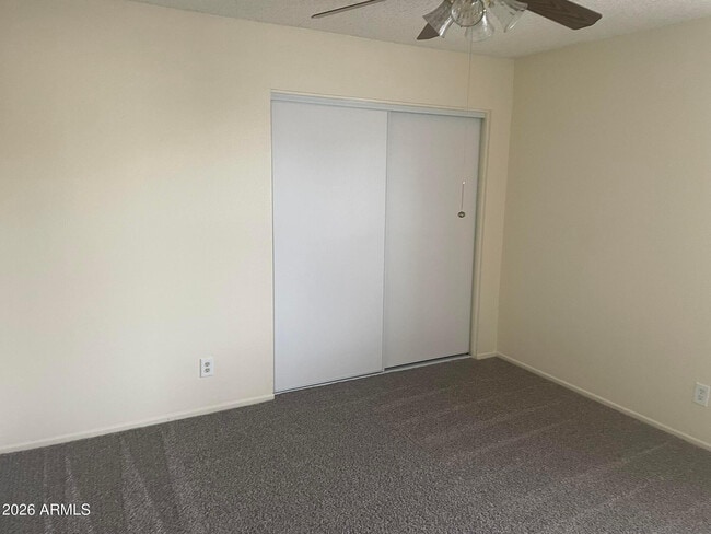 Building Photo - 465 W Ivyglen St