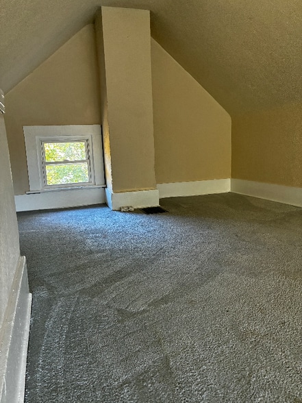 Building Photo - 908 Haynes St